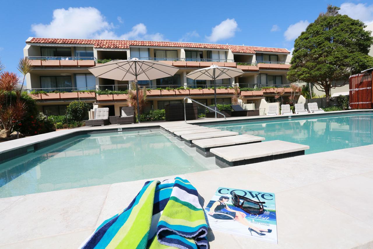 Hotel Laguna Noosa Heads Buitenkant foto